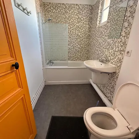 Dortoir Entier Privatif 酒店 塔布