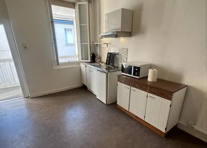 Dortoir Entier Privatif * 塔布